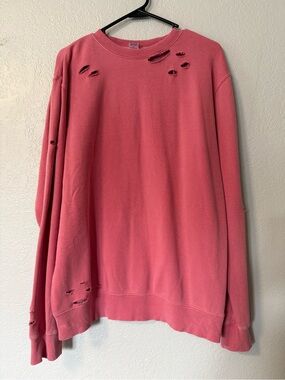 Distressed women’s Crewneck Sweatshirt - Pink
